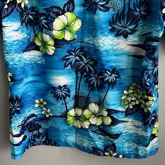 Vintage Men’s L blue floral Hawaiian shirt - Picture 10 of 11
